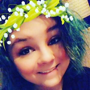 Meet your Posher, Michaela